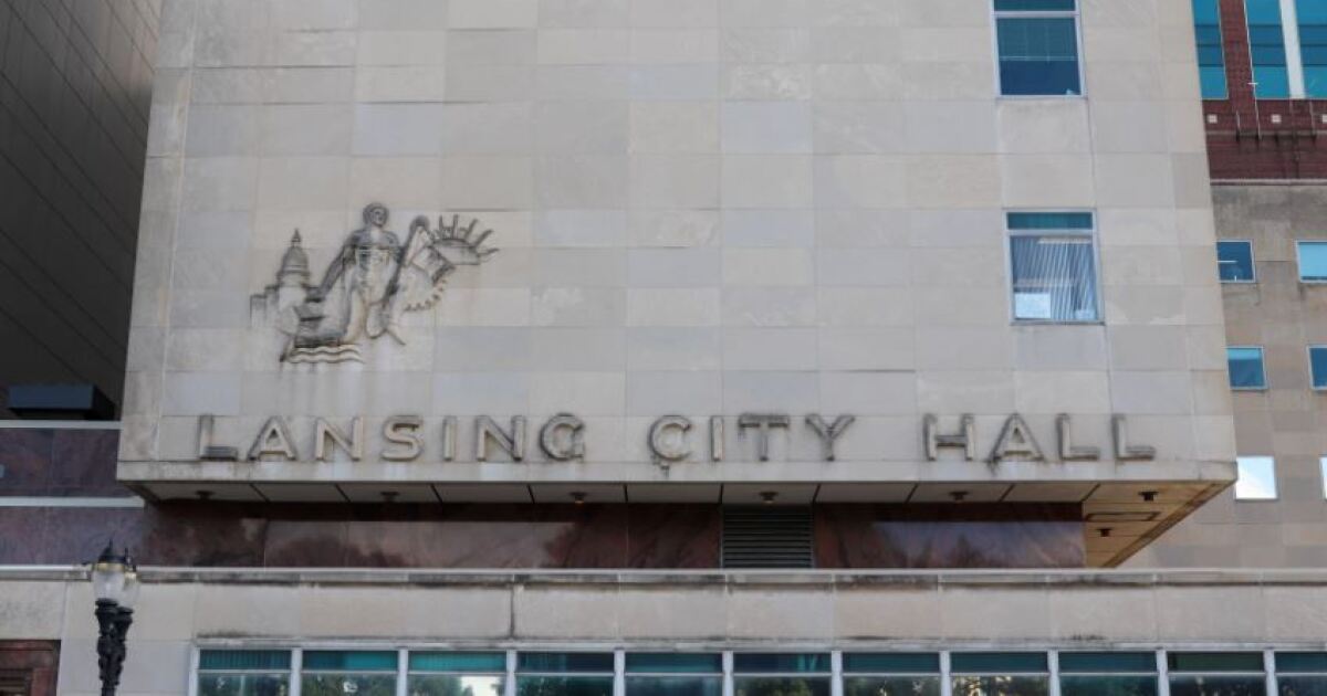 La ciudad de Lansing acepta un decreto de consentimiento para resolver una demanda por discriminación religiosa